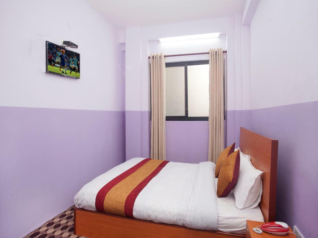 Oyo 341 Hotel Kusum Kohinoore Tokha 外观 照片