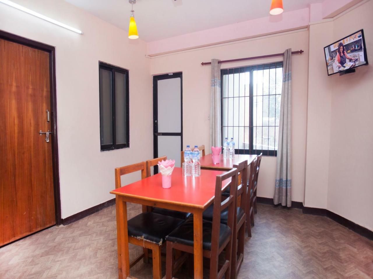 Oyo 341 Hotel Kusum Kohinoore Tokha 外观 照片