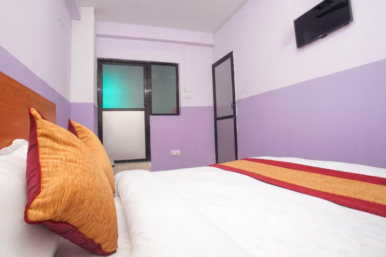 Oyo 341 Hotel Kusum Kohinoore Tokha 外观 照片